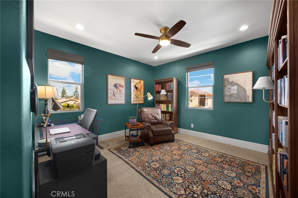 3692 Glorietta Place Property Photo 17