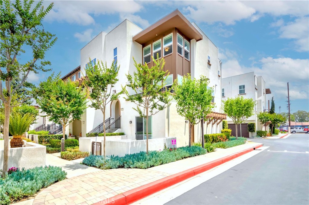 9213 Sunshine Place Property Photo 1