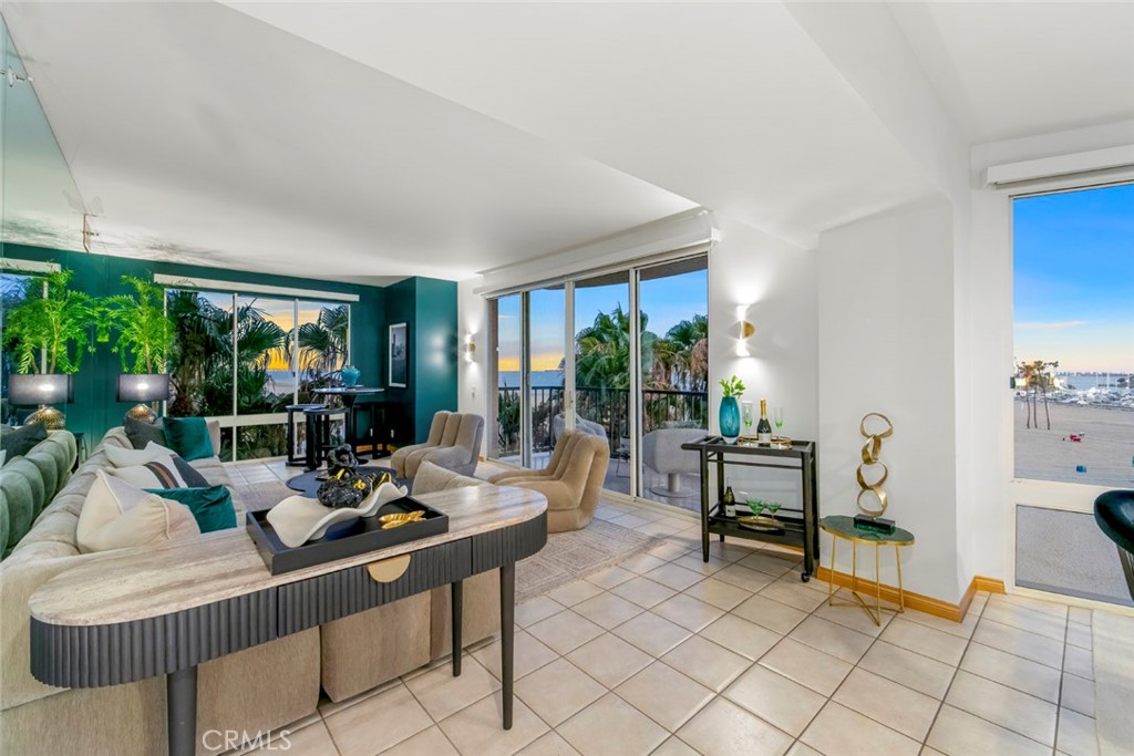 850 E Ocean Boulevard 205 Property Photo 5