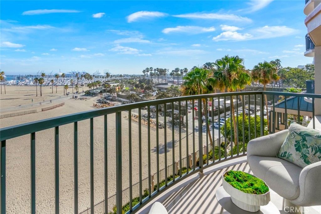 850 E Ocean Boulevard 205 Property Photo 32