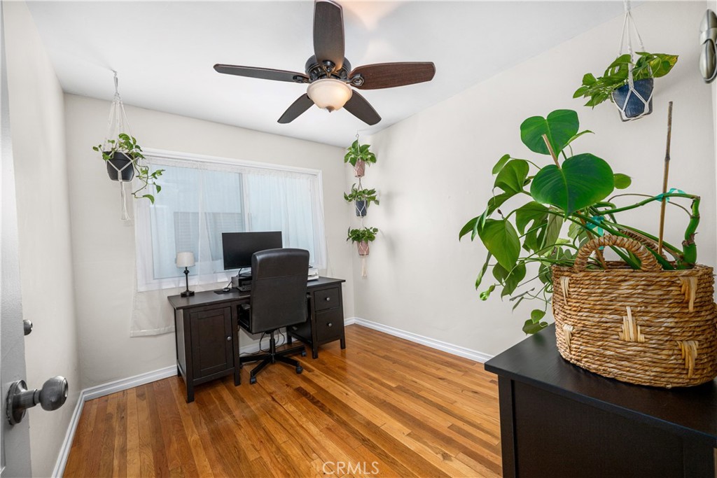 5922 Hayter Property Photo 12