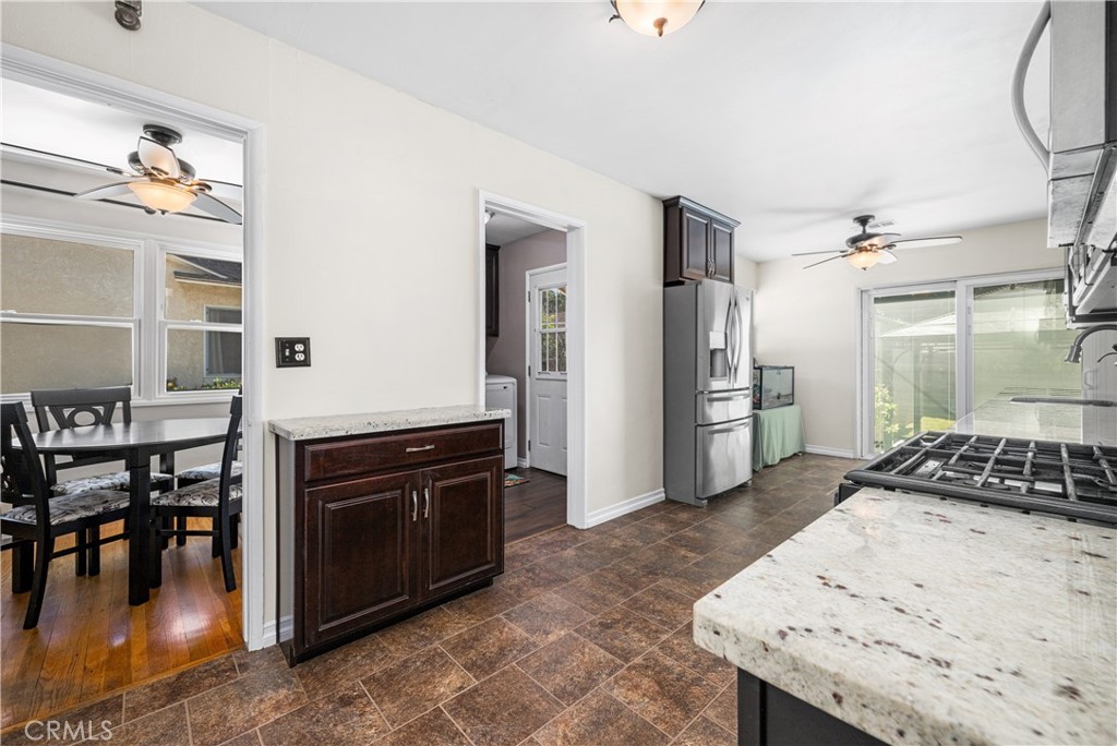 5922 Hayter Property Photo 20