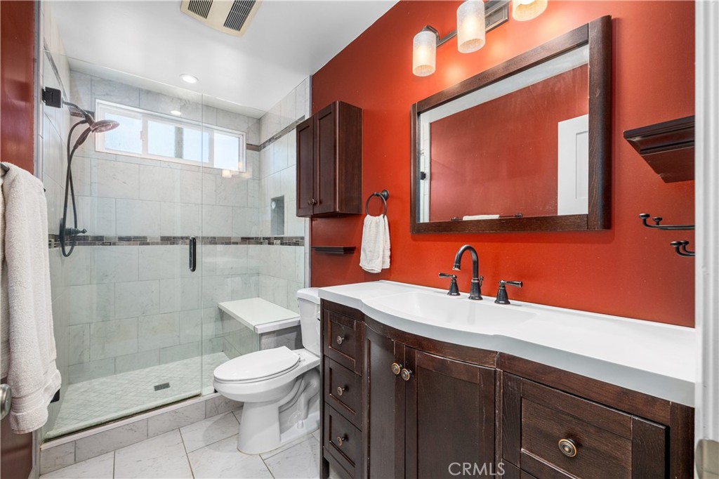5922 Hayter Property Photo 29