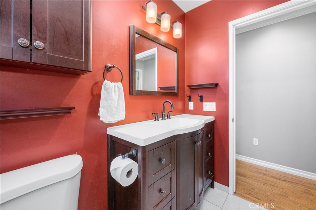 5922 Hayter Property Photo 30