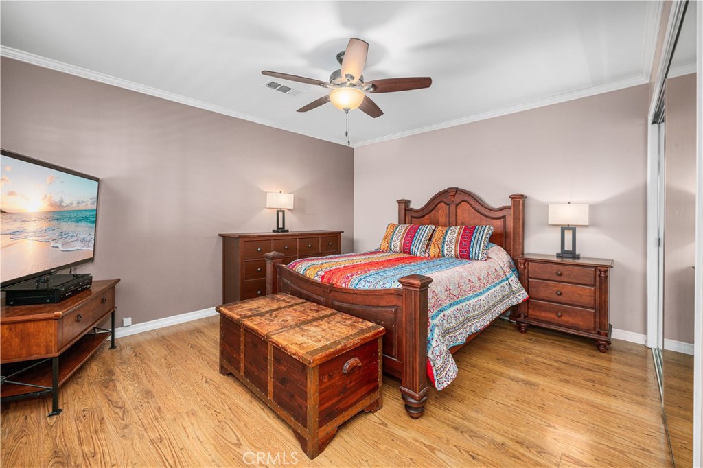 5922 Hayter Property Photo 32