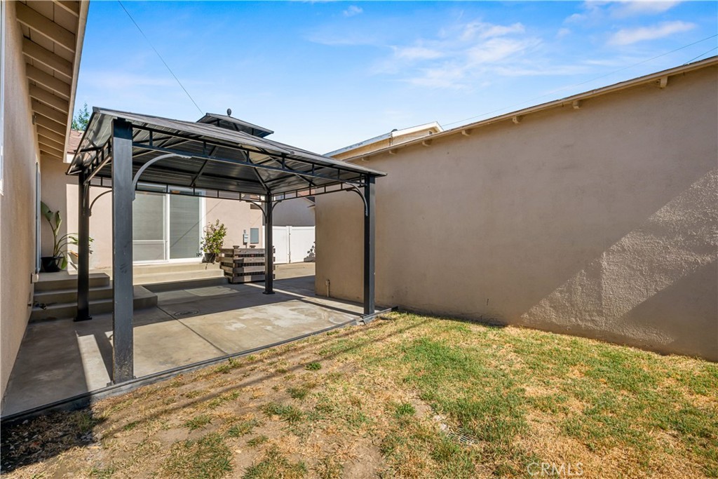 5922 Hayter Property Photo 39