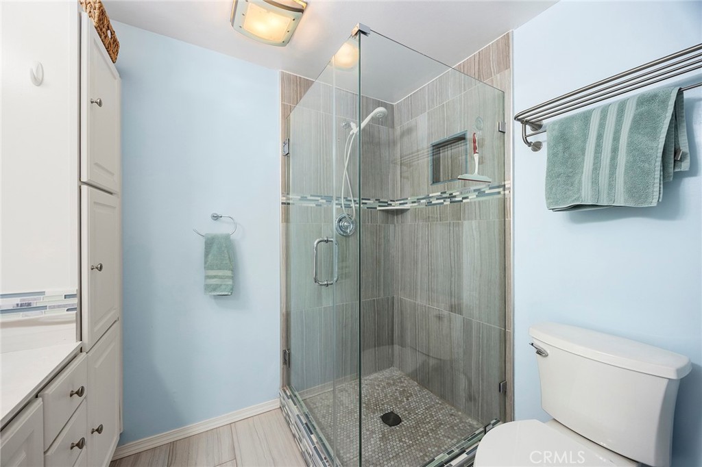 945 Glencliff Property Photo 13