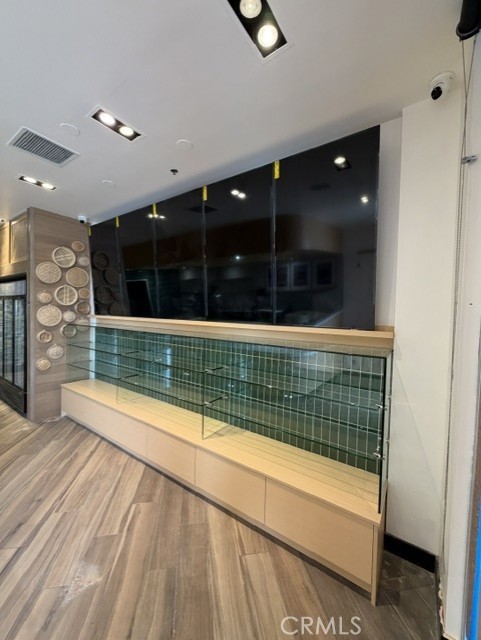 9709 Bolsa Avenue Property Photo 4