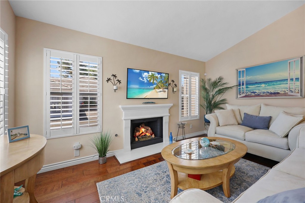 7 Emeraude Property Photo 2