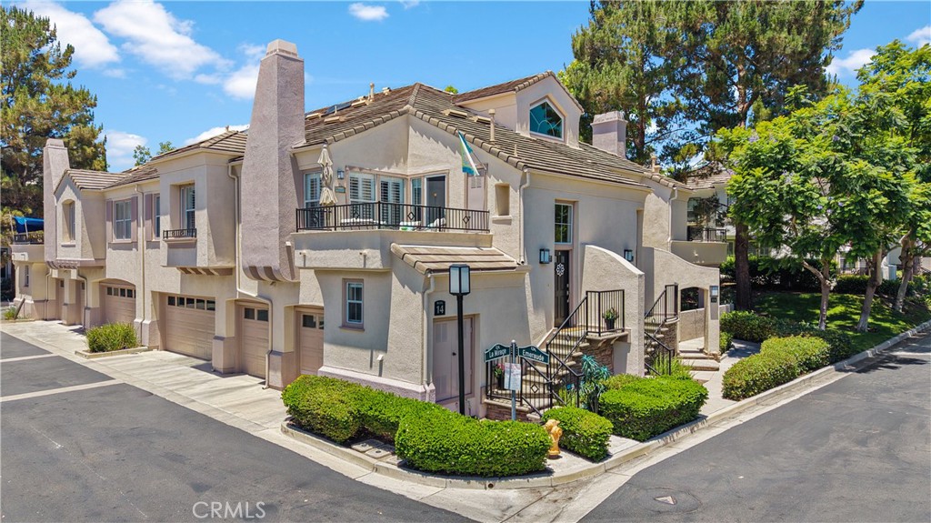 7 Emeraude Property Photo 38