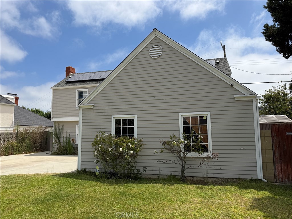 26500 Senator Property Photo 3