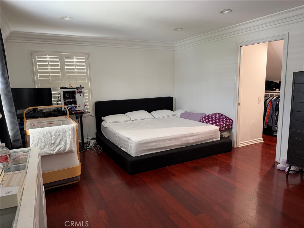 26500 Senator Property Photo 16