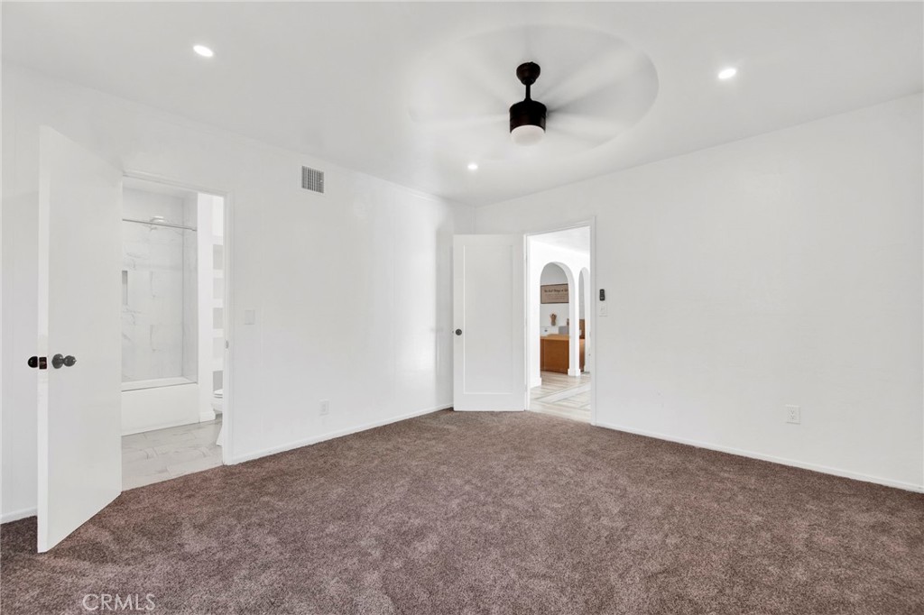 10236 Mattock Avenue Property Photo 6