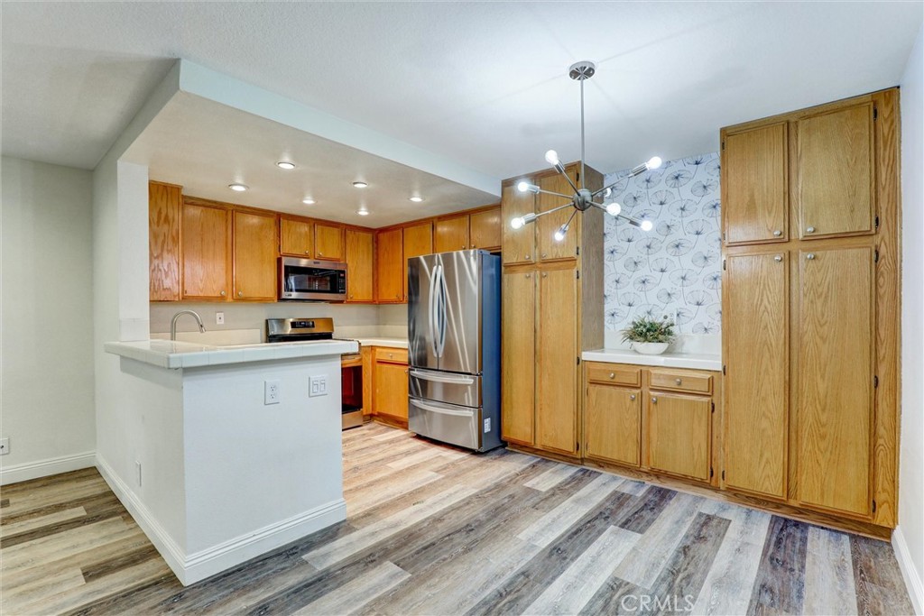 27343 Nicole Dr Property Photo 6