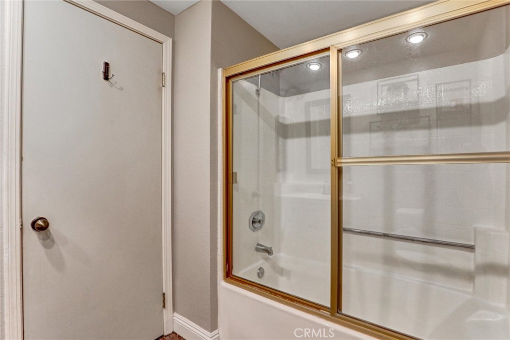27343 Nicole Dr Property Photo 24