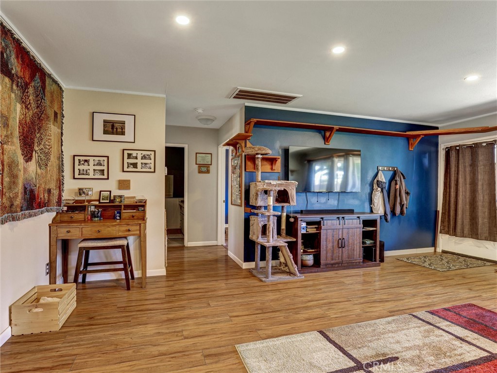8087 Worthy Drive Property Photo 17