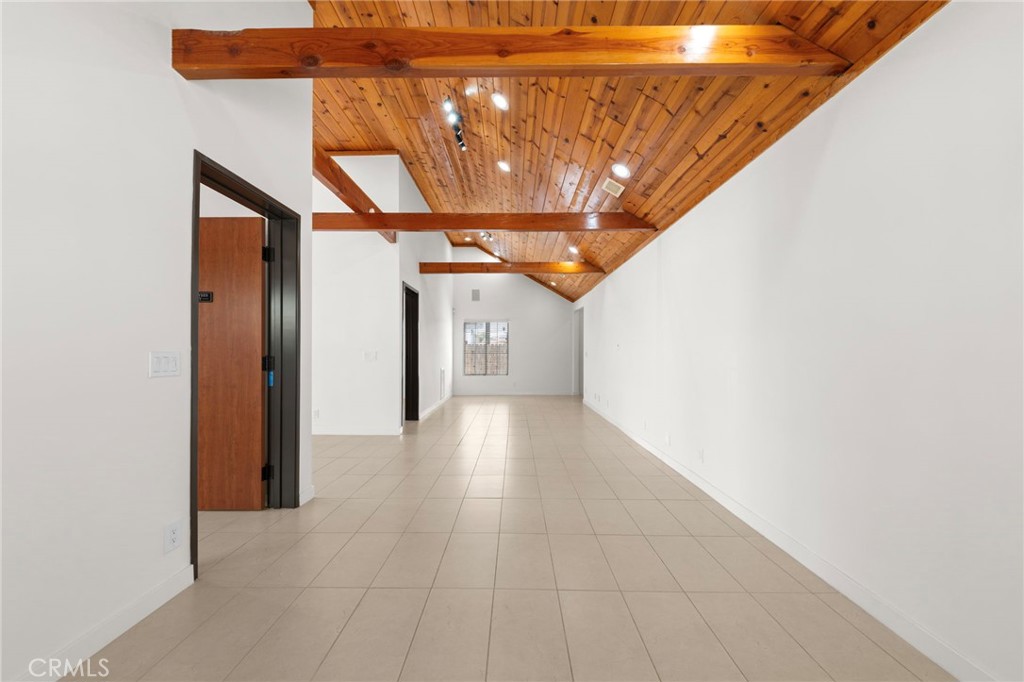 543 S Brea Property Photo 10