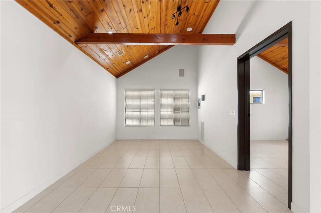 543 S Brea Property Photo 14