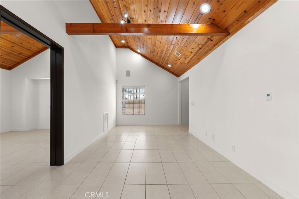 543 S Brea Property Photo 15