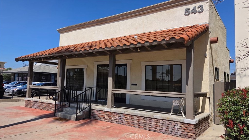 543 S Brea Property Photo 18