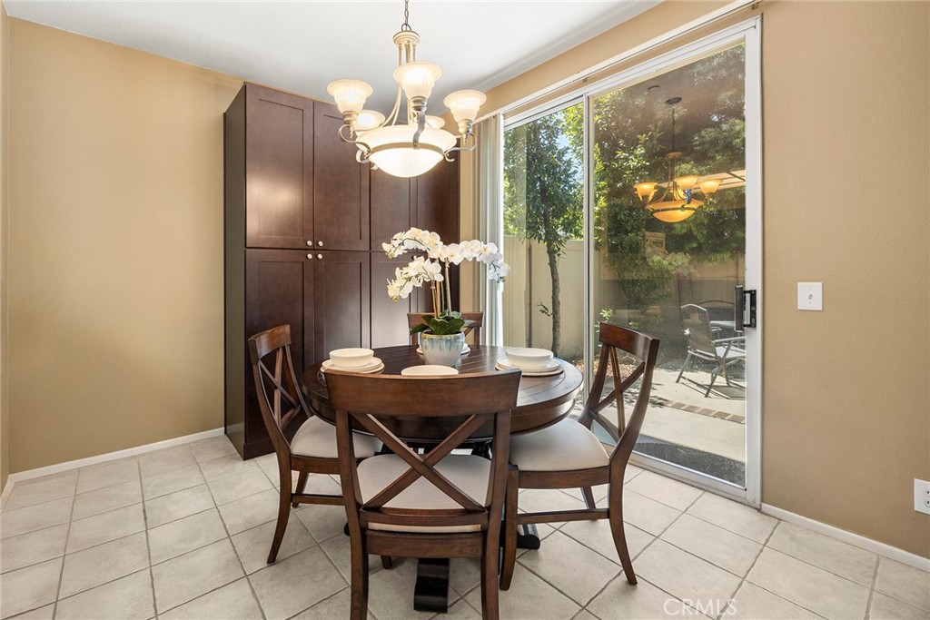 3423 E White Chapel Court E Property Photo 10