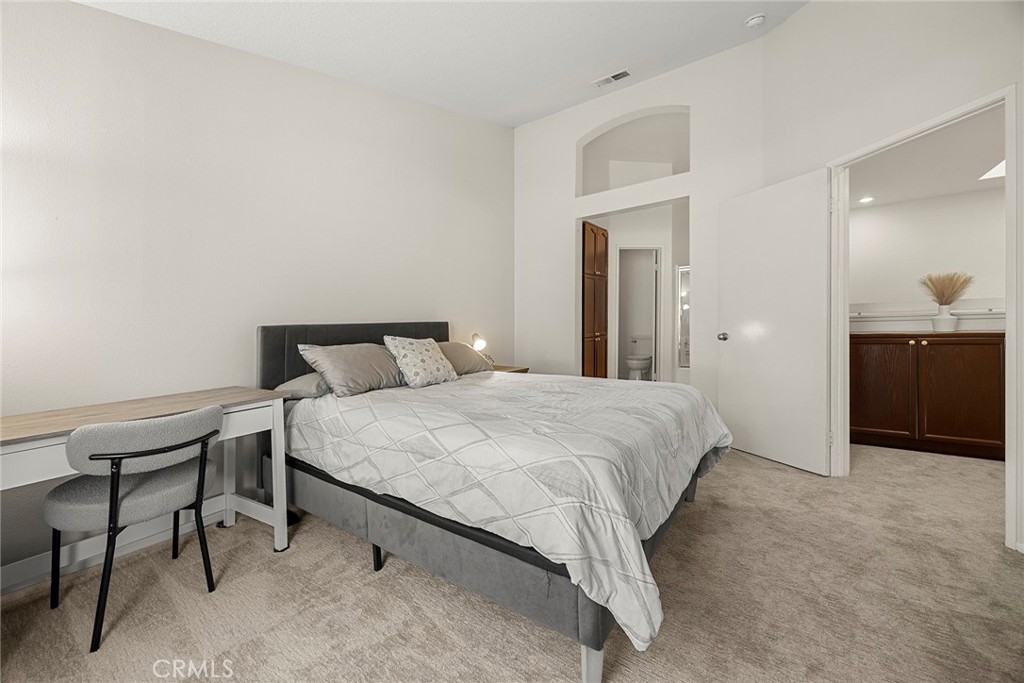 3423 E White Chapel Court E Property Photo 17