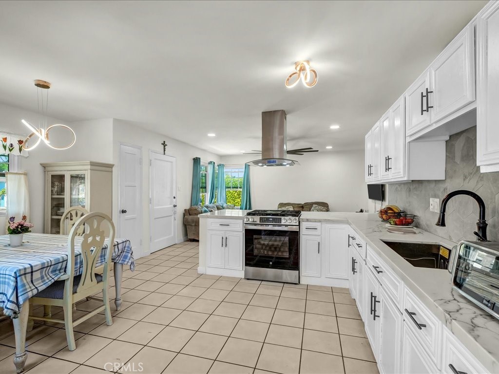 5072 Gardenia Property Photo 11