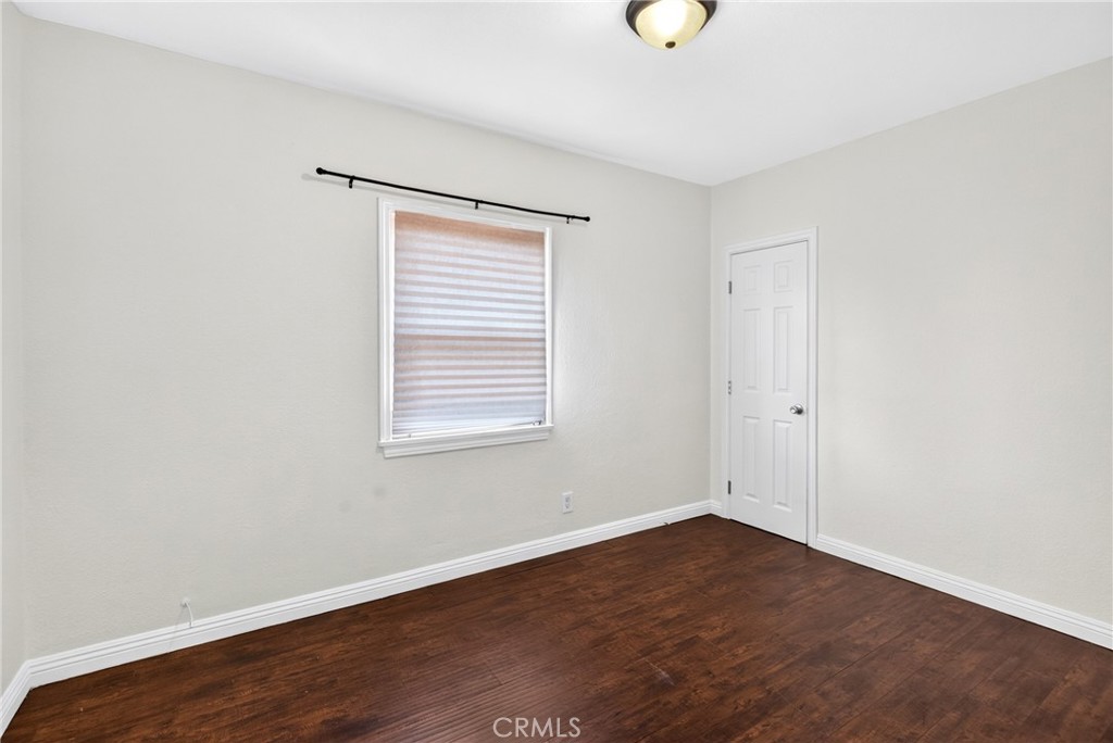 983 Wall Avenue Property Photo 13