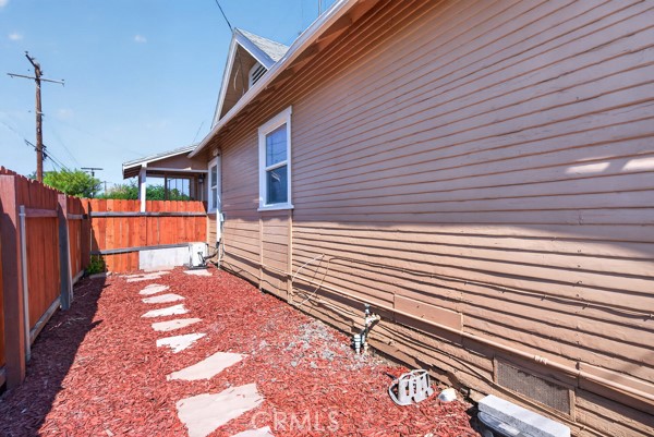 983 Wall Avenue Property Photo 17