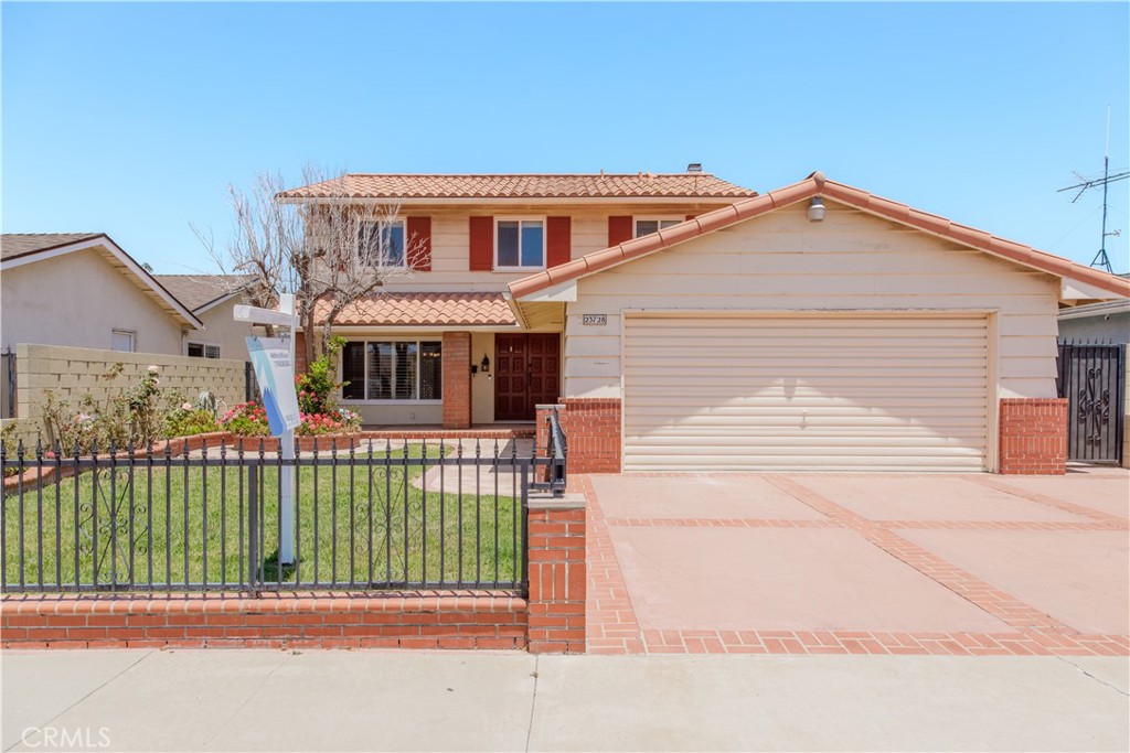 23728 President Property Photo 1