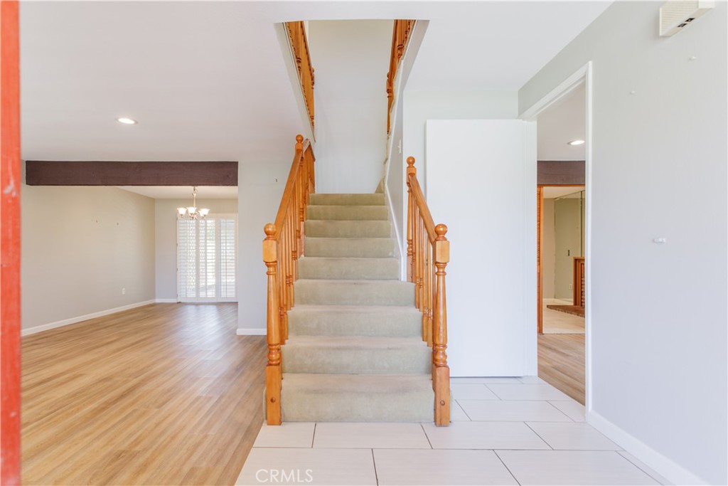 23728 President Property Photo 4