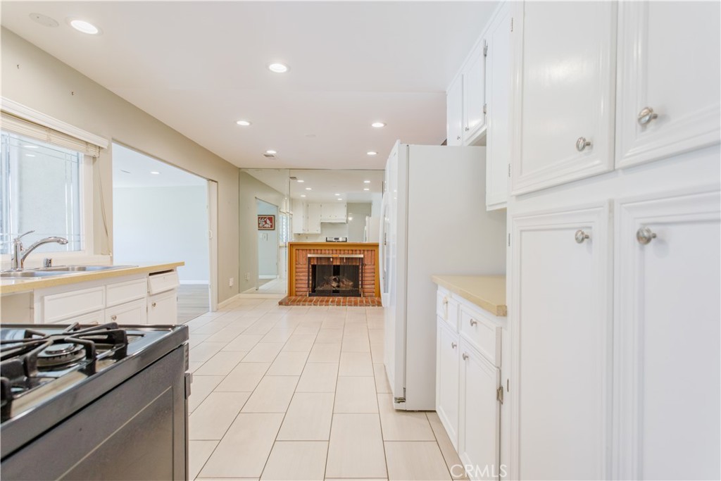 23728 President Property Photo 12