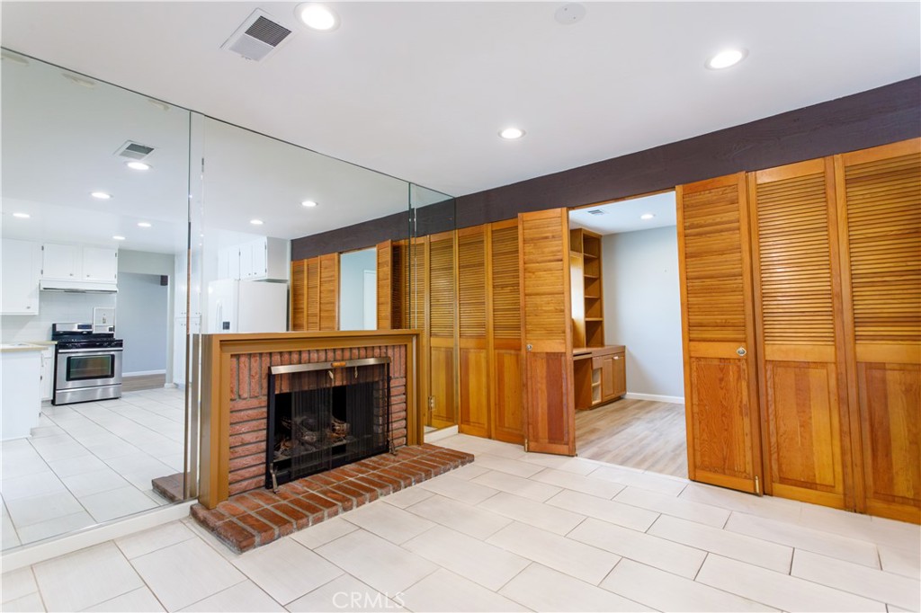 23728 President Property Photo 13