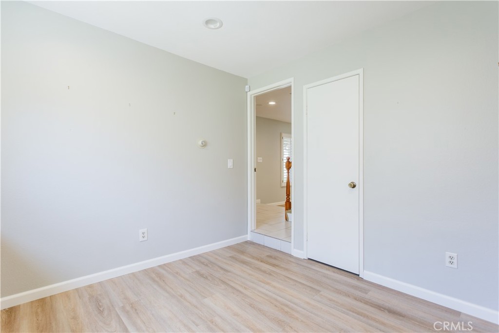 23728 President Property Photo 20