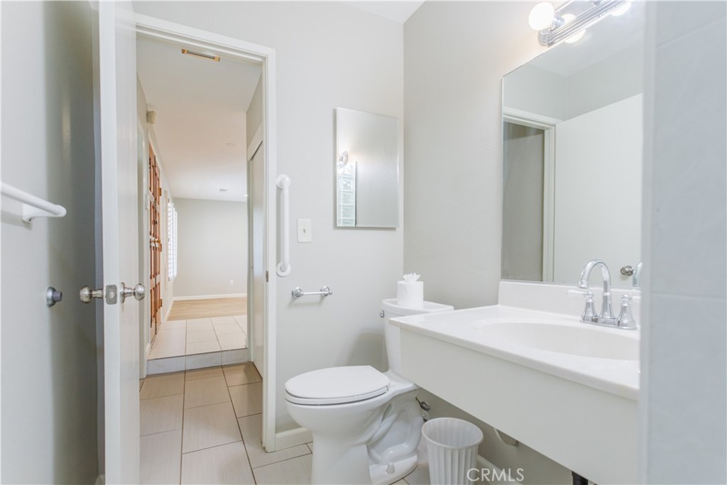 23728 President Property Photo 22