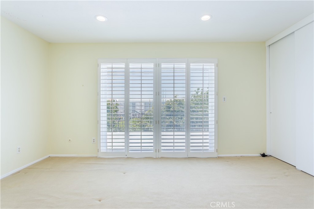 23728 President Property Photo 37