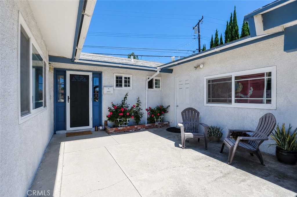 15522 Reeve Street Property Photo 3