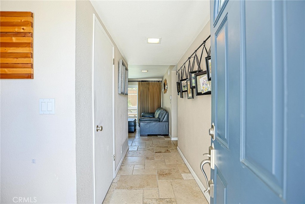 15522 Reeve Street Property Photo 4