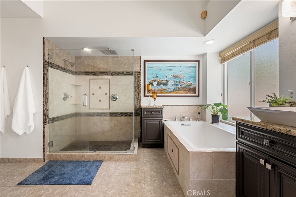5185 E Fairfield Property Photo 31