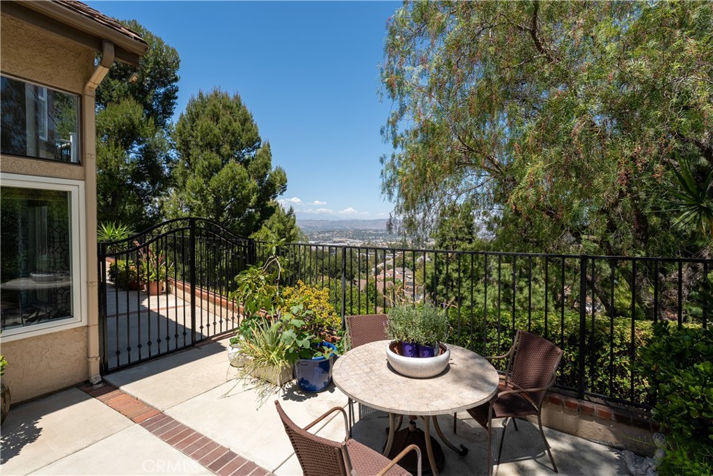 5185 E Fairfield Property Photo 47