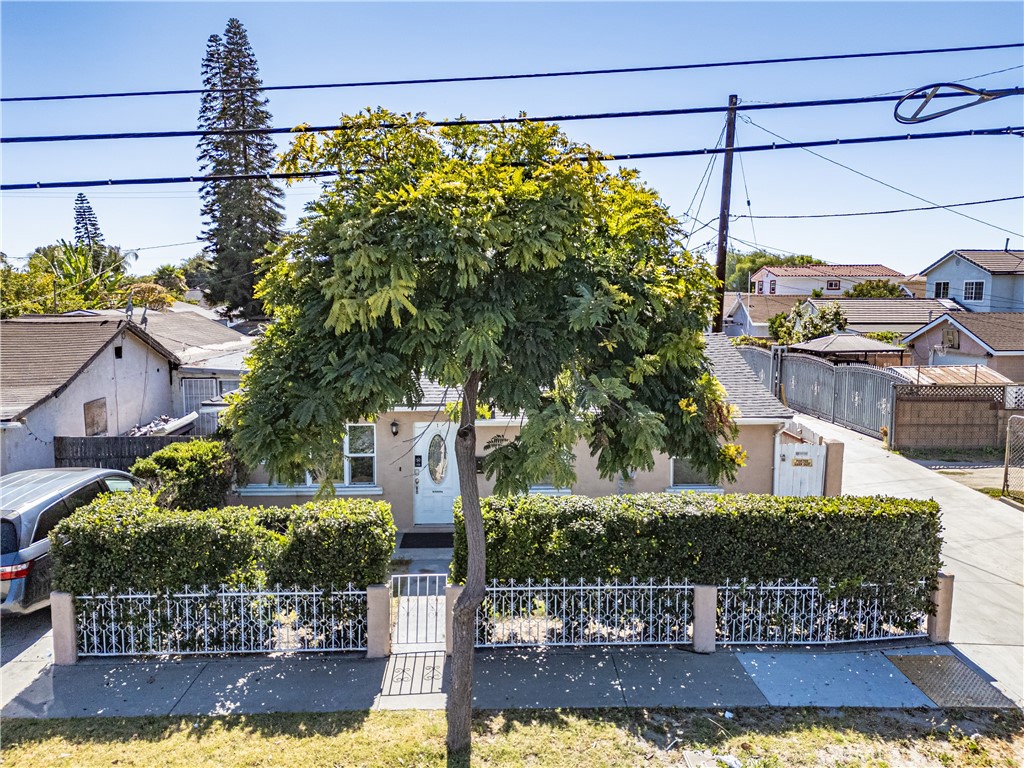 18319 Norwalk Boulevard Property Photo 1