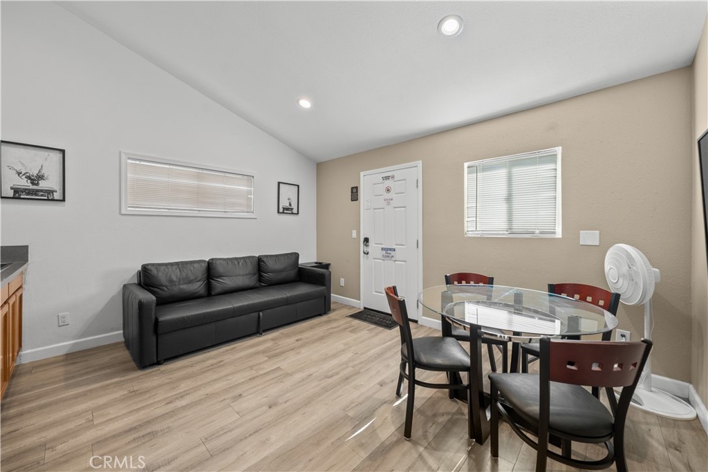 18319 Norwalk Boulevard Property Photo 14
