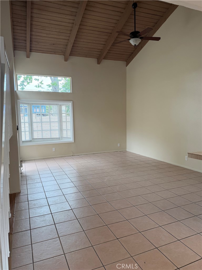 2624 N Tustin Avenue D Property Photo 5