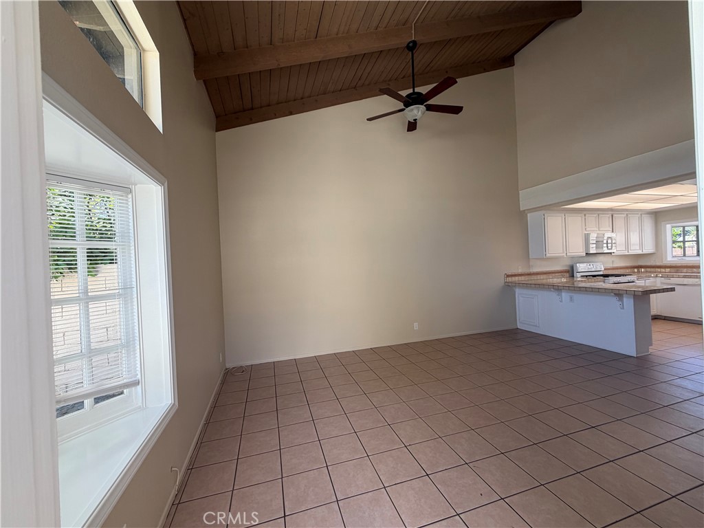 2624 N Tustin Avenue D Property Photo 6
