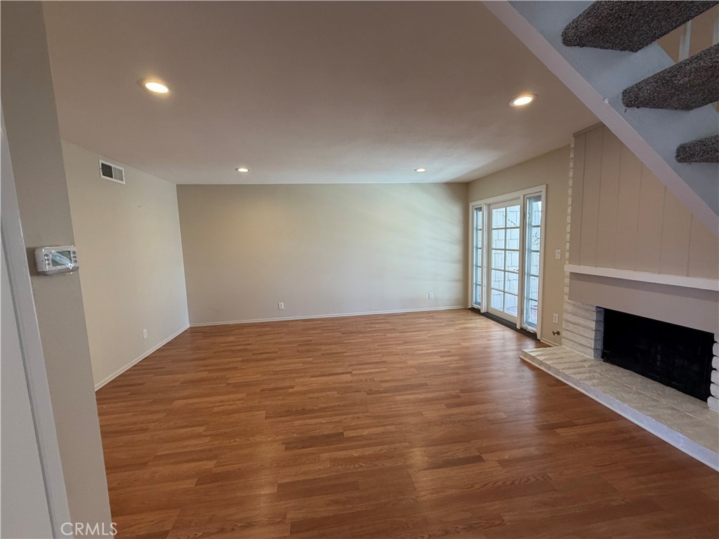 2624 N Tustin Avenue D Property Photo 7