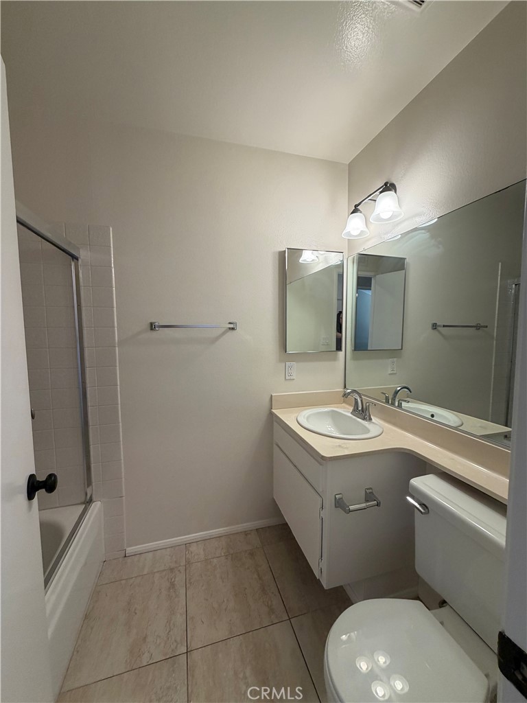 2624 N Tustin Avenue D Property Photo 14