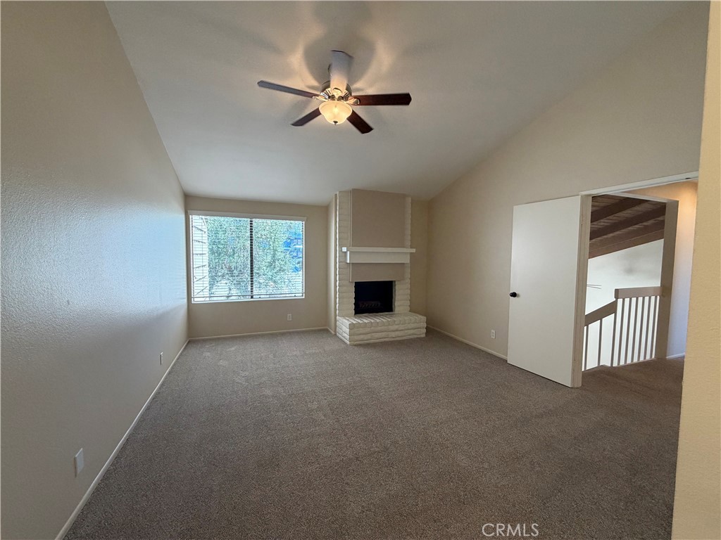 2624 N Tustin Avenue D Property Photo 16