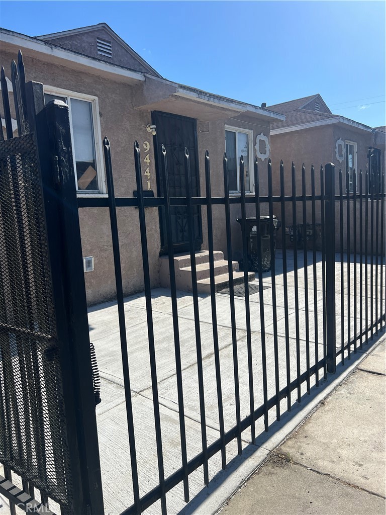 9435 S Western Property Photo 1