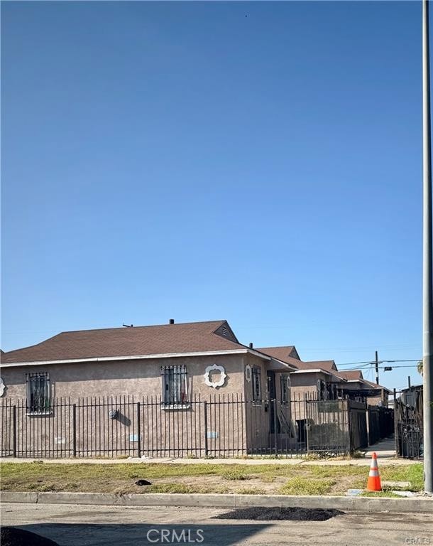 9435 S Western Property Photo 1