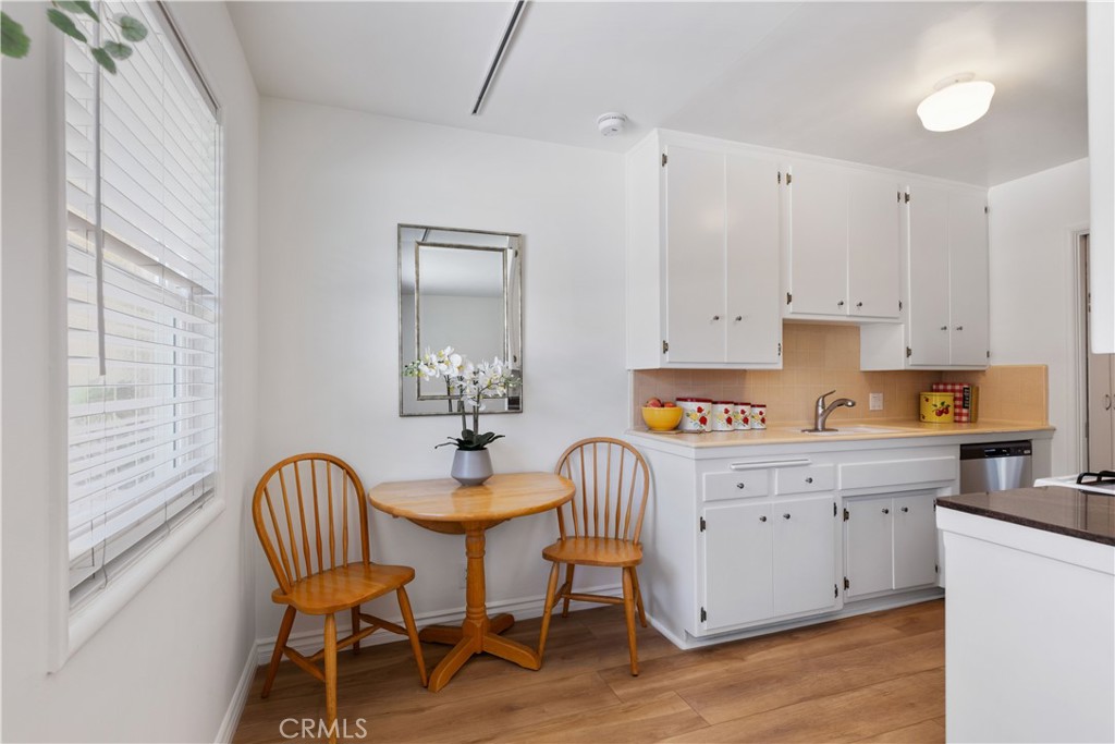 2075 E Appleton Street 17 Property Photo 1